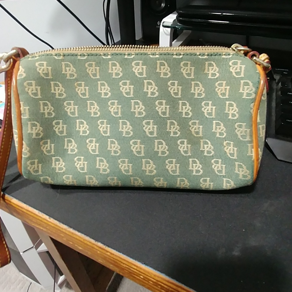 Dooney and Bourke wristlet